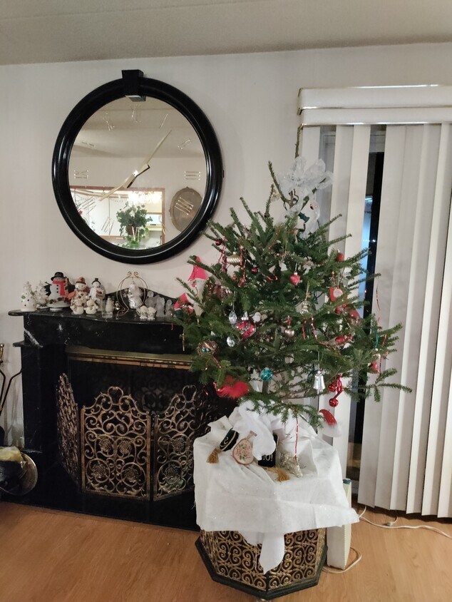 Foto del edificio - 530 Ellsworth Ave