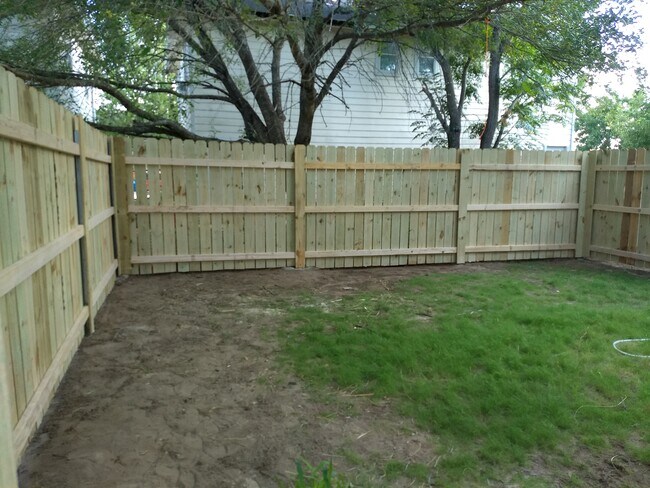 Foto del edificio - 536 waco st