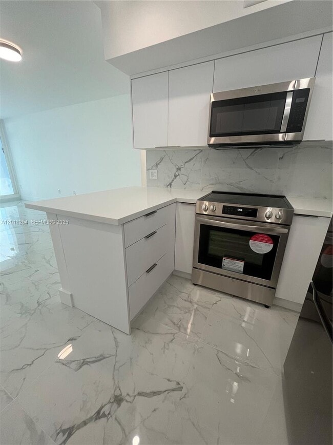 Foto del edificio - 3505 S Ocean Dr