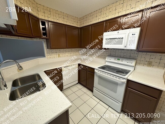 Building Photo - 10955 Wurzbach Rd