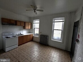 Building Photo - 4924-26 Parrish St