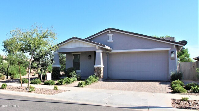 Foto del edificio - 10333 E Tahoe Ave
