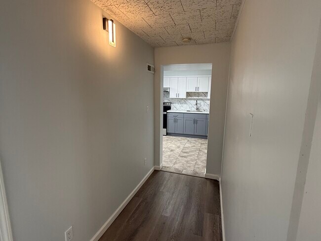 Foto del edificio - 68 Woodland Ave