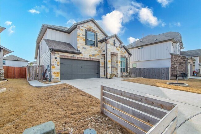 Foto del edificio - 921 Medina Wy