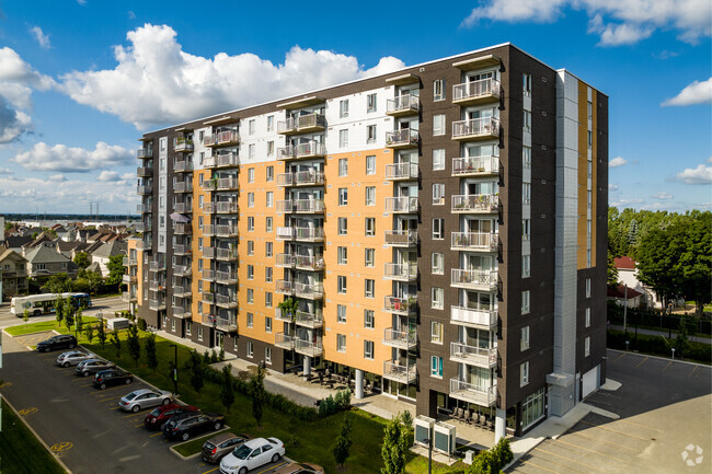 Building Photo - Residence Estia