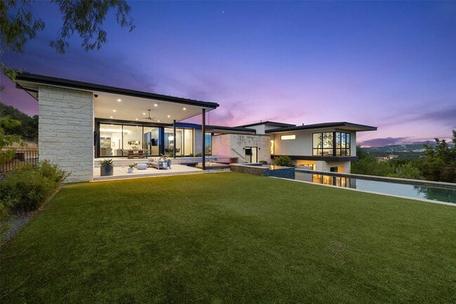 Building Photo - 4202 Serene Hills Dr