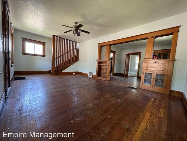 Building Photo - 3 br, 1 bath House - 3112 Mishawaka Avenue