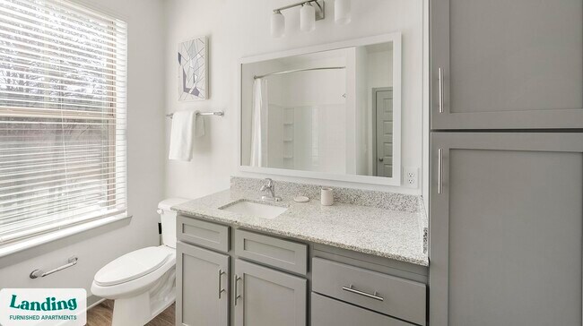 Foto del edificio - 100 Wildwood Ct