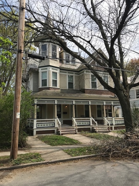 Building Photo - 20 Grove Ave