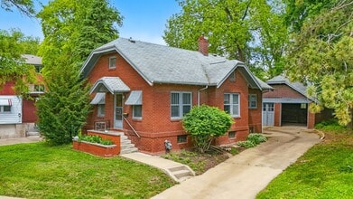 Building Photo - 28 Valley Ave