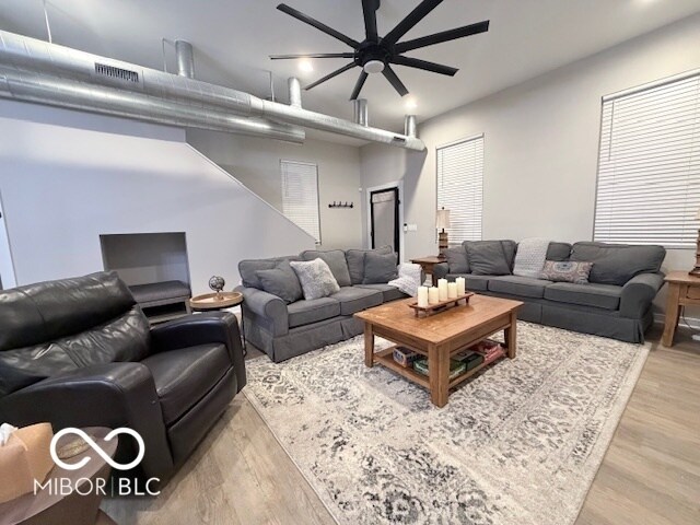 Foto del edificio - 656 N Beville Ave