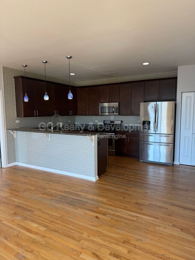 Foto del edificio - 2520 S Oakley Ave