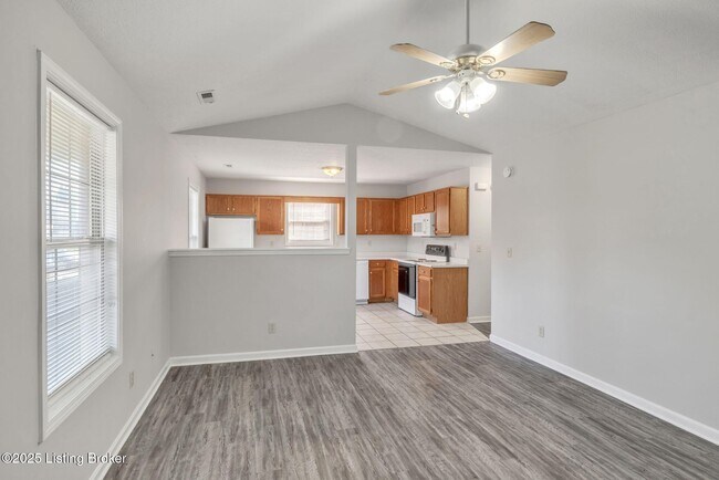 Foto del edificio - 4241 Grantline View Ct