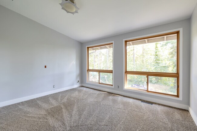 Living - 24313 SE 18th Plz