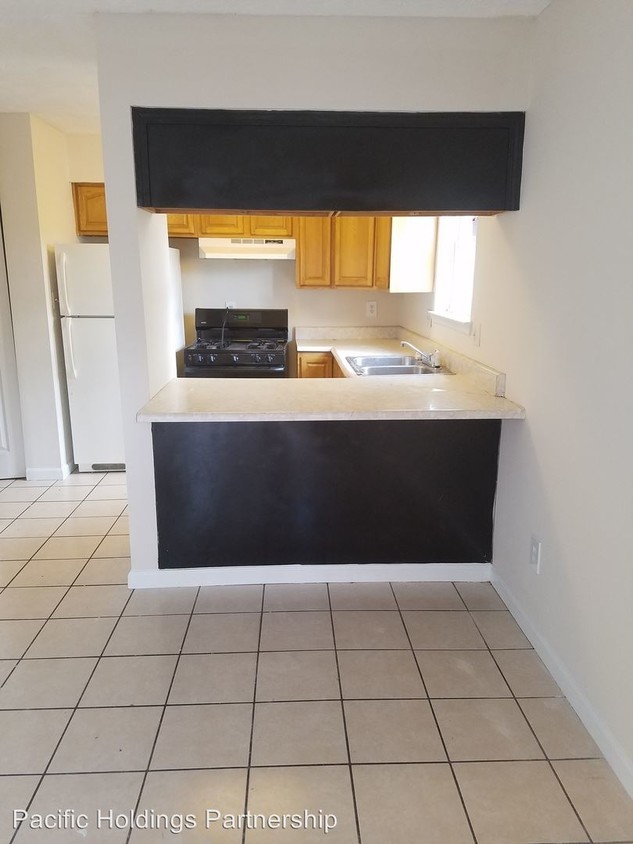 Foto del edificio - 2050 Oak Park Ln