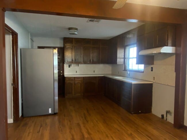 Building Photo - 3 BEDROOM NEAR SCOTT & WHITE