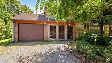 Building Photo - 78 Independence Ct