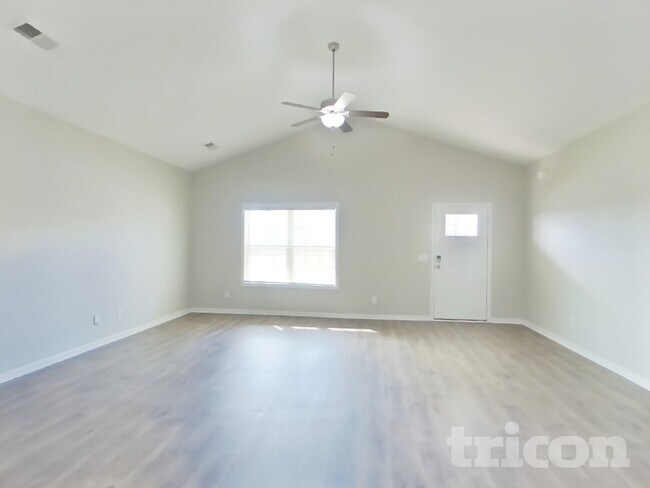 Foto del edificio - 710 W Coker Way