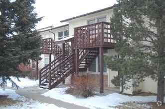 Building Photo - 1532 Trent Ct