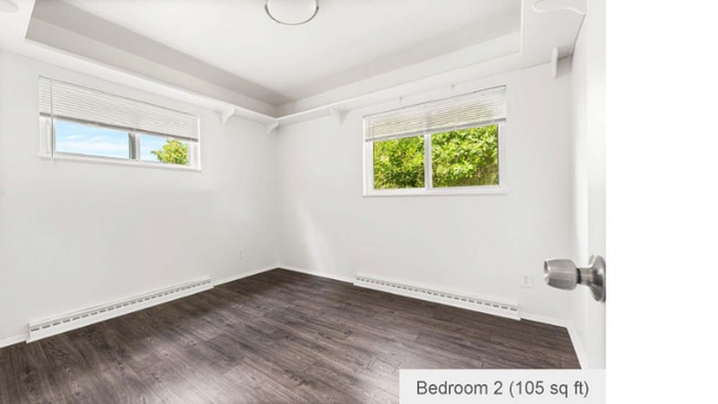 Building Photo - 571 S Taft St