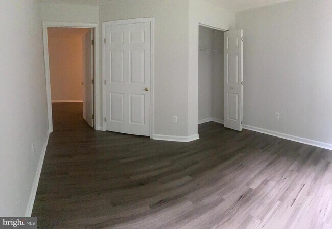 Foto del edificio - 25905 Ridge Manor Dr