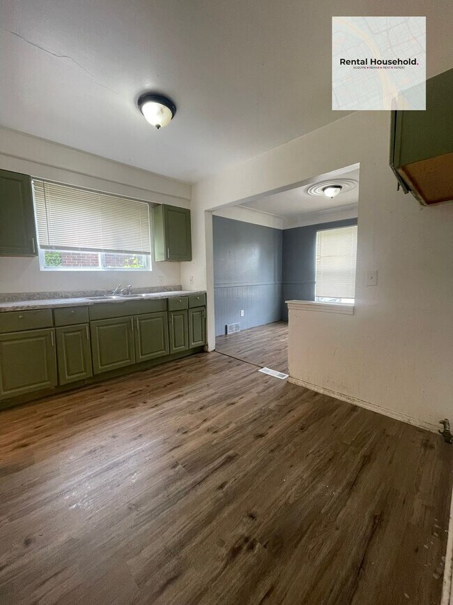 Foto del edificio - Beautifully Updated 3-Bedroom Bungalow-Ready for Move-In