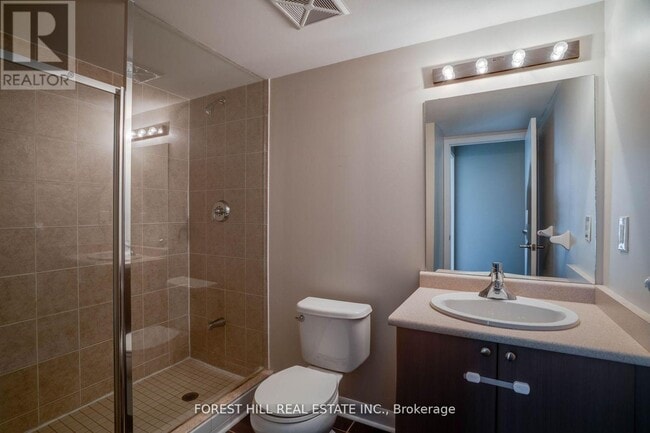 Building Photo - 525 Wilson Ave