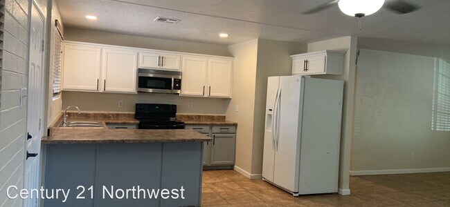 Building Photo - 3 br, 2 bath House - 3614 N 48th Dr