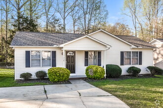 Building Photo - 1359 Hidden Valley Dr