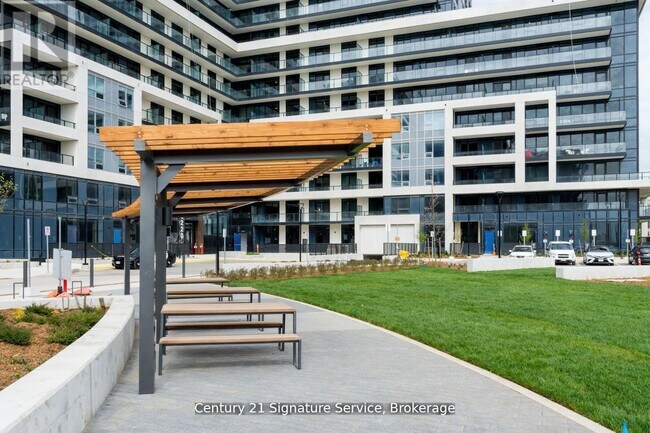 Photo du bâtiment - 3220 William Coltson Ave