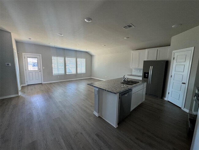 Building Photo - 14417 Gravity Falls Ln