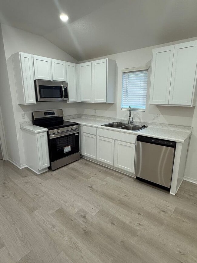 Building Photo - Pre-Leasing Now! Modern Two Bedroom | One Bath Home in Vilonia - Available Soon