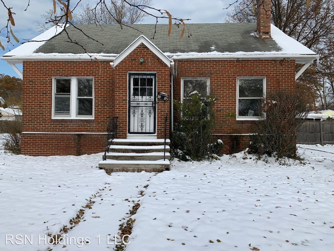 Primary Photo - 3 br, 1 bath House - 3885 Glenwood Rd