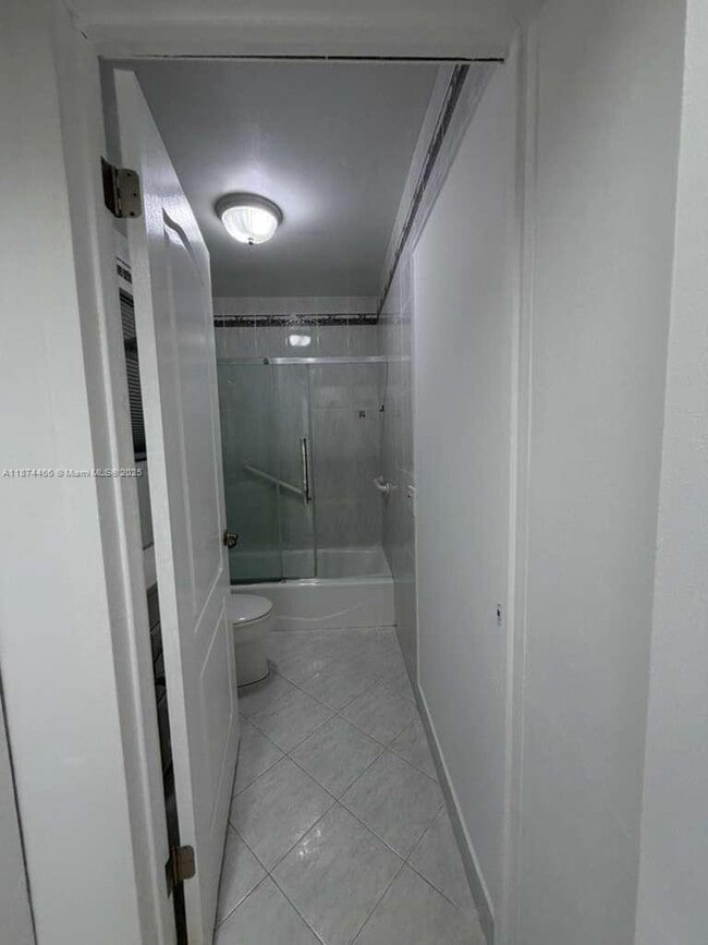 Foto del edificio - 6538 W 2nd Ct
