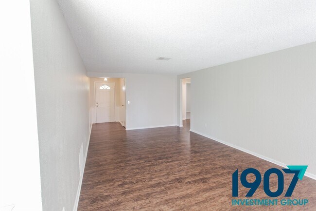 Building Photo - 3100 Caddo Ln