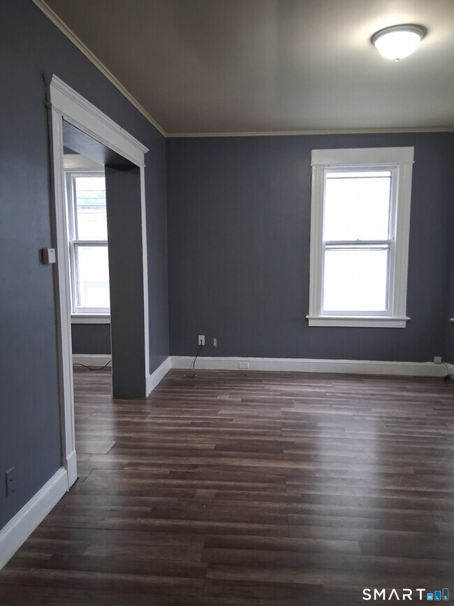 Foto del edificio - 146 Chestnut Ave