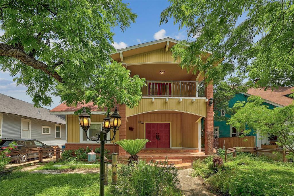 Foto principal - 1306 E 2nd St