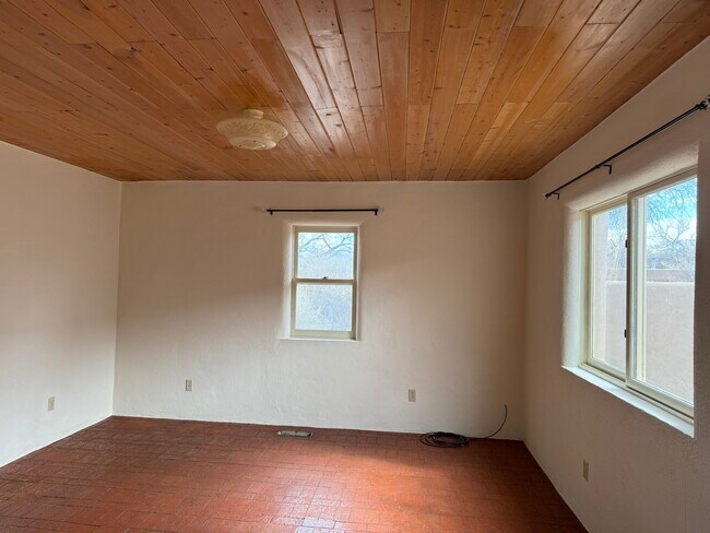 Building Photo - 91 Desert Willow Rd