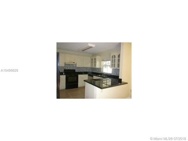 Building Photo - 7221 SW 39th Ct