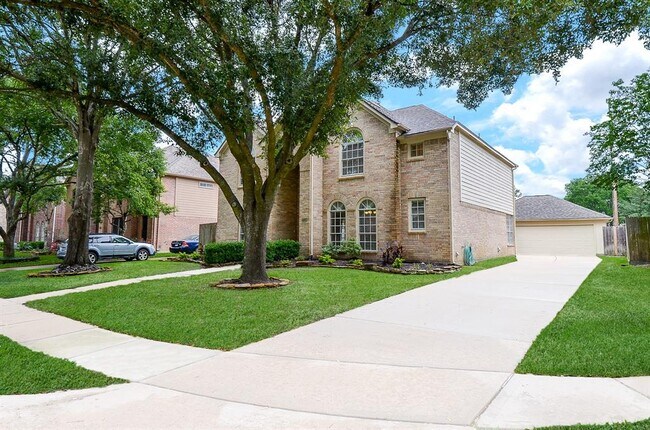 Building Photo - 1719 Cantigny Ln