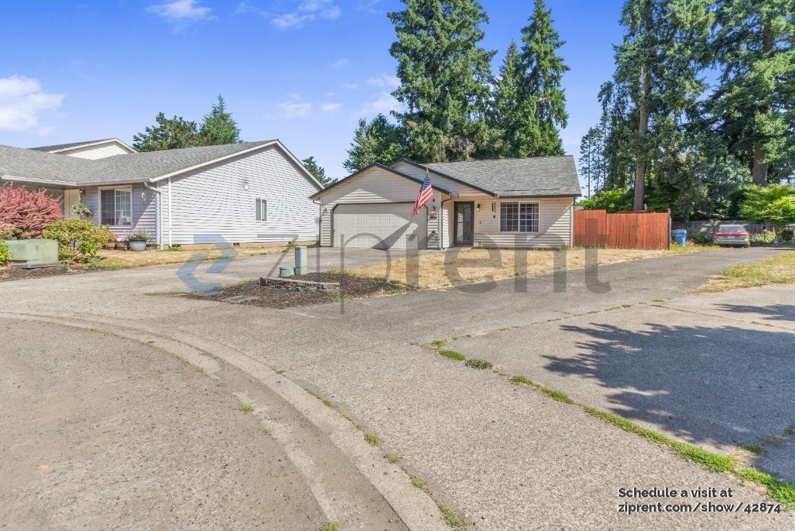 Foto principal - 6610 NE 67th Cir