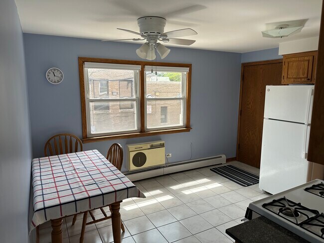 Foto del edificio - 4919 N Lester Ave