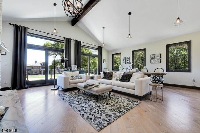Foto del edificio - 41 Eagle Ridge Way