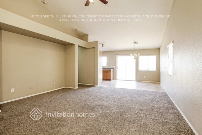 Building Photo - 10436 W Granada Rd