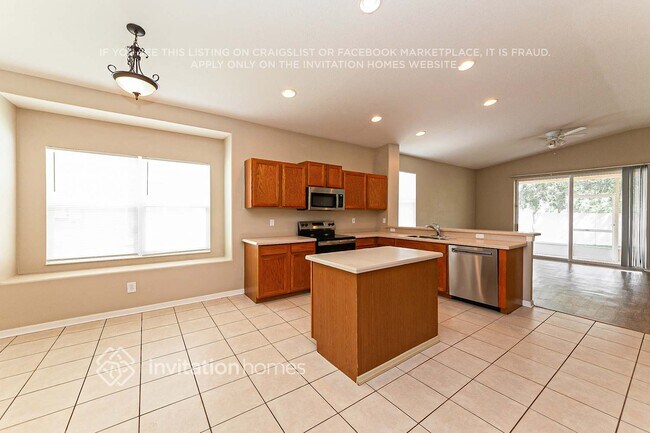 Foto del edificio - 4163 101st Ave E