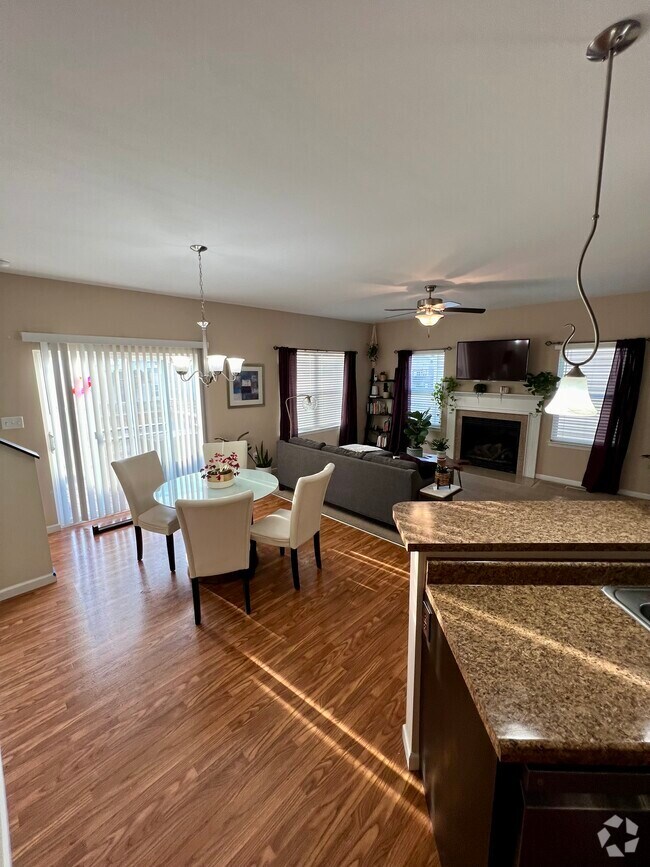 Saratoga Condominiums Apartments for Rent with High Ceilings Lake