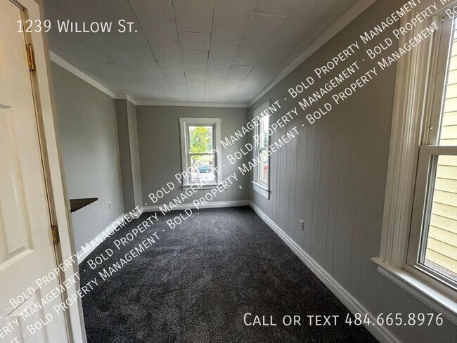 Foto del edificio - 1239 Willow St