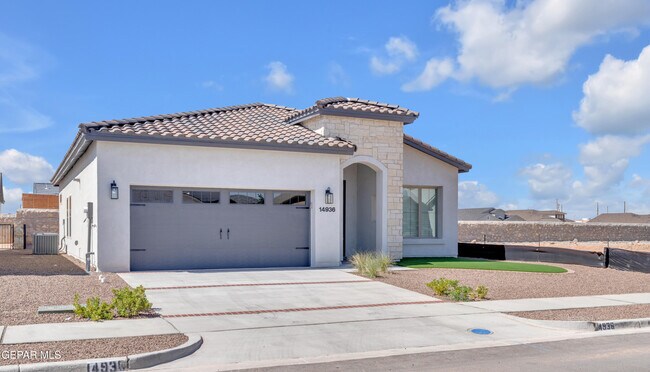 Foto del edificio - 14936 Hill Ridge Ct
