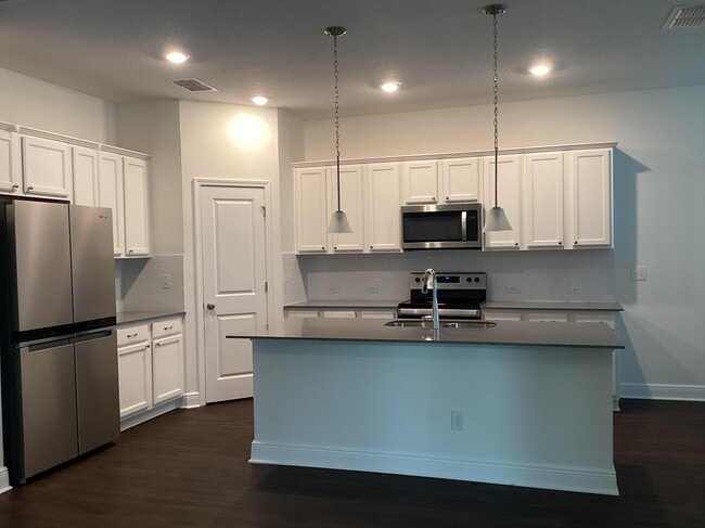Building Photo - 22407 Bellini Cir