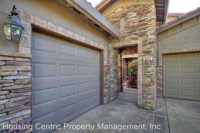Foto del edificio - 5 br, 3 bath House - 6012 Southerness Dr